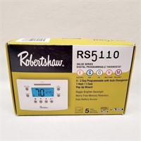 NEW Robertshaw Programmable Thermostat RS5110