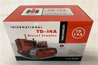 1/16 International TD-14A Crawler,NIB,2002