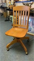 Rolling desk chair wood