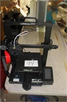 CREALITY 3D PRINTER AND TUB OF ACCS