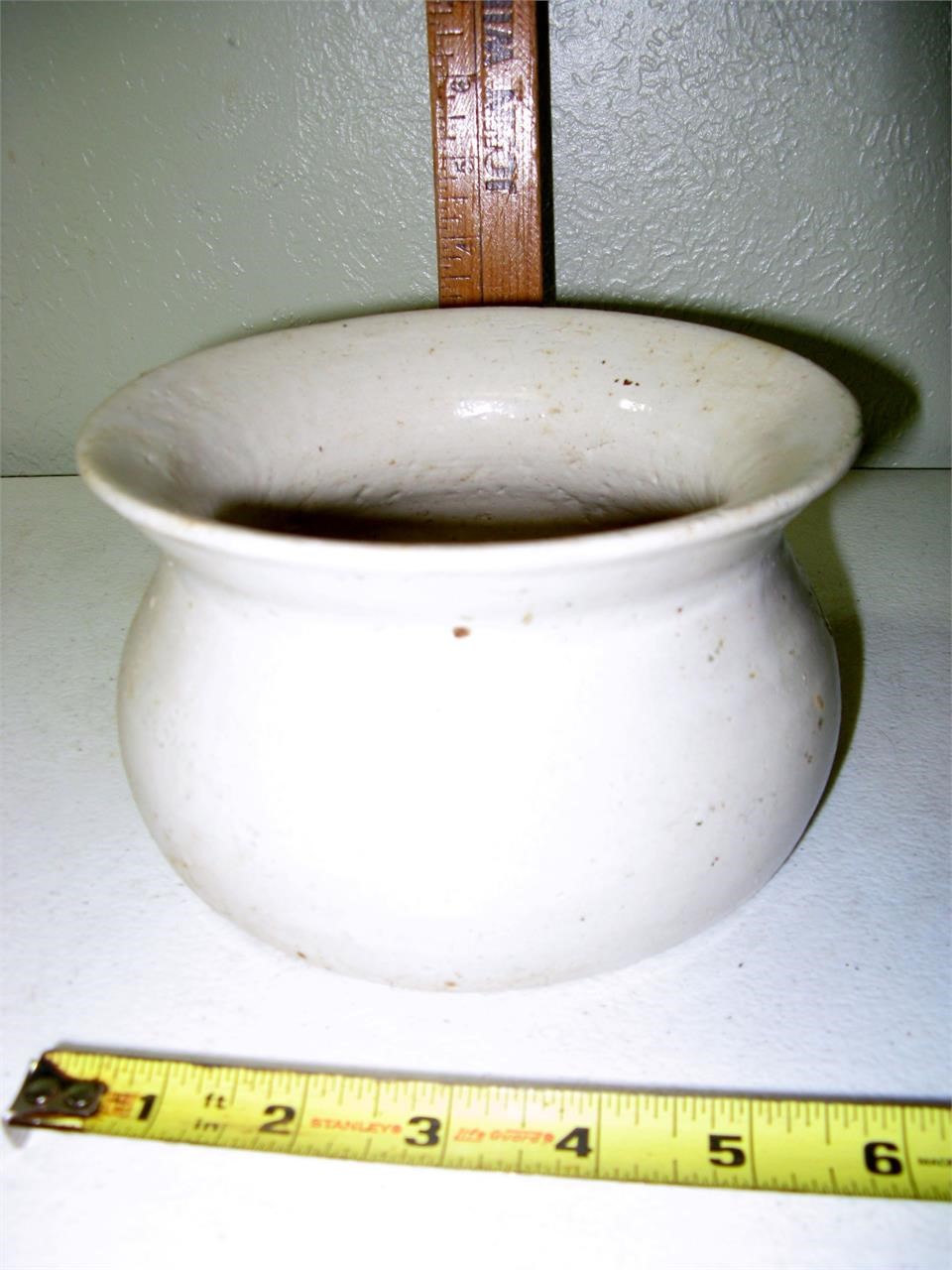 Vintage Pottery Spittoon 6 1/2 x 4