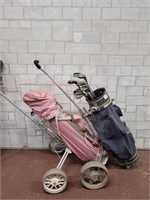 2 Golf bags with clubs
