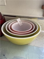 4 pcs Pyrex Ovenware