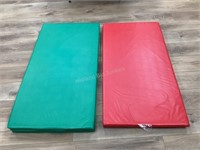 5 Red & Green Nap Time Mats