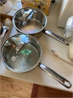 (2) T-Fal Pans w/Lids