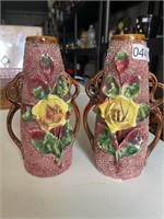 Sand Majolica Pair of Vases (Con2)