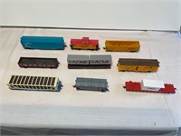 HO model train miscellaneous box cars