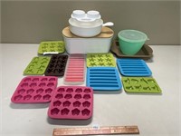 GREAT LOT OF KITCHEN GOODS