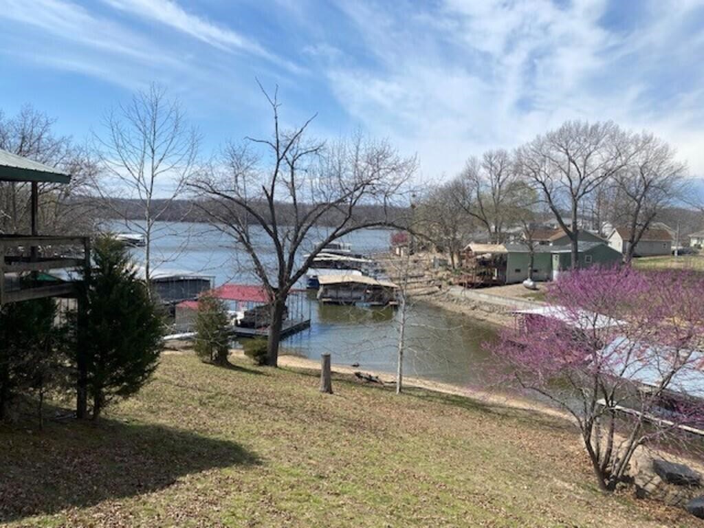 3 Lakefront Homes- Tuesday April 16 @ 12 pm (ct)