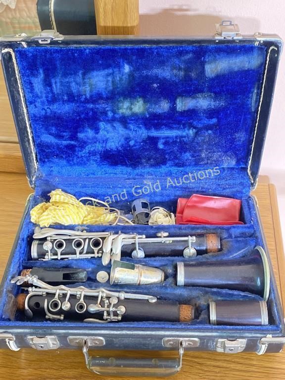 Vintage Ledoux Clarinet With Case