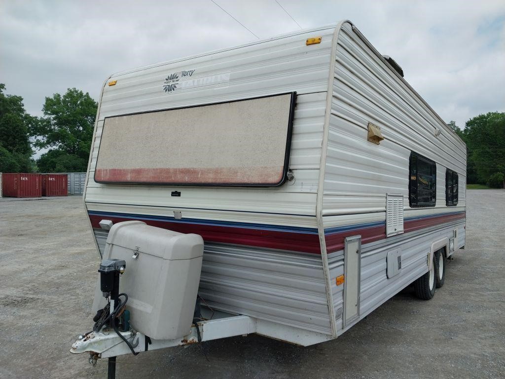TITLED 1989 Terry 24' Camper