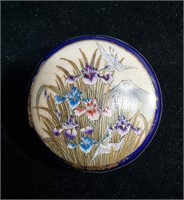 JAPANESE SATSUMA CERAMIC BROOCH BY SHIMAZU