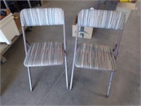 2-folding chairs