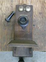 antique box phone