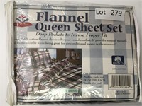 New Queen Flannel Sheet Set