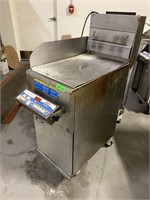 Pitco Frialator 40C+40lb Gas Fryer With Digital Ti