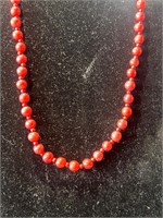 RED BEADED NECKLACE 16"