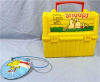 1968 SNOOPY PLASTIC LUNCH BOX*WOODSTOCK ZIP POUCH