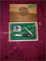 Remington Turkey Hunter Knife in Case 1989