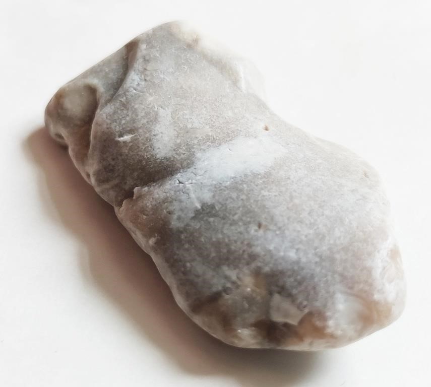 Neolithic 8,000-4,000BC flint tool 43mm