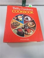 Vintage Betty Crocker's Cook Book
