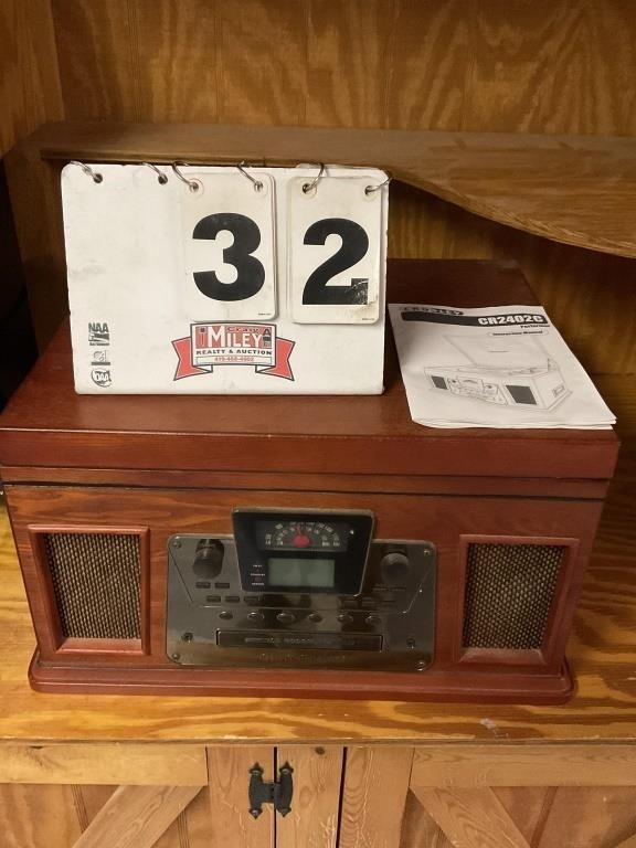 Crosley Record Player - Radio - CD & Cassette