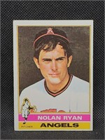 1976 Topps #330 Nolan Ryan Baseball Card