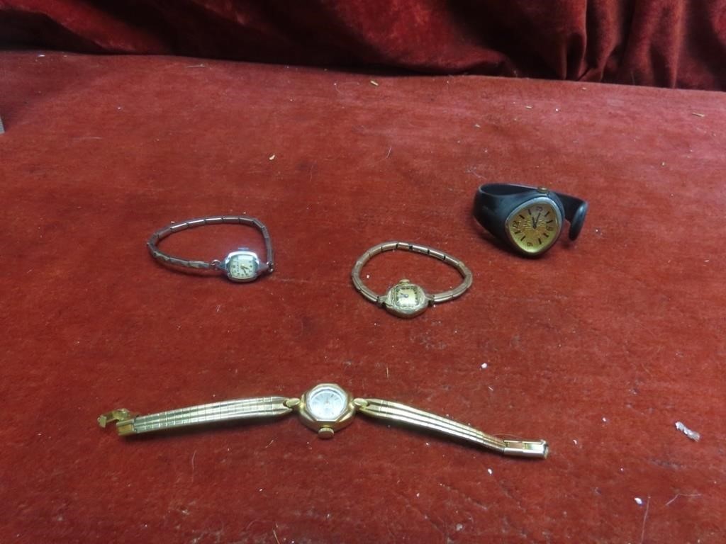 (4)Ladies wristwatch lot.