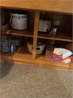 CONTENTS DRAWERS-CUBOARD- SLOW COOKERS, GARBAGE