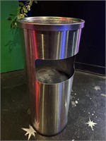 TRASH CAN RECEPTICLE WITH ASH TRAY TOP - 24"