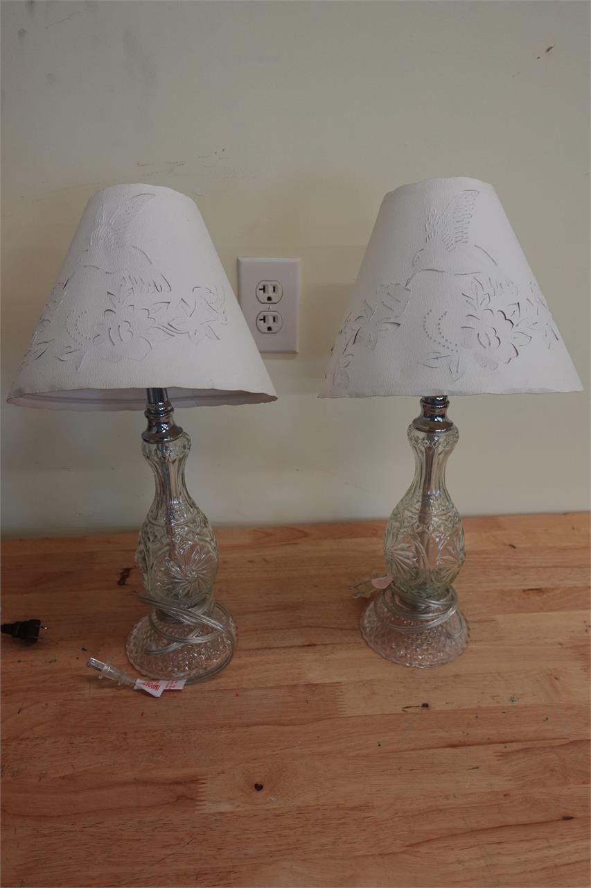 pair of table lamps