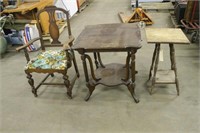 (2) VINTAGE END TABLES WITH PADDED CHAIR