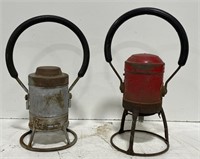 (AF) Two Rail Road Lanterns - Paying per Item