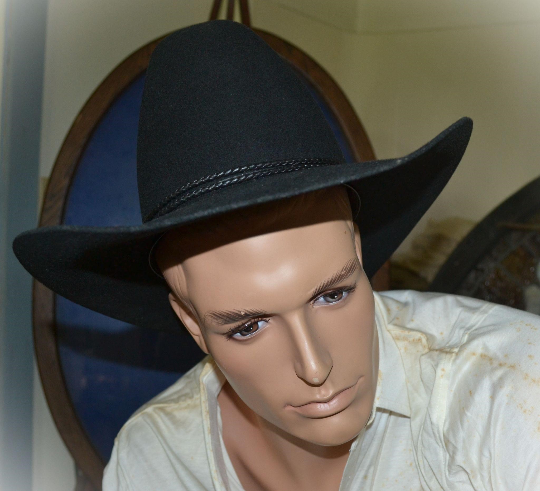 Black Wrangler Bailey Cowboy Hat size 7 wrong box