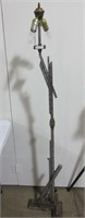 METAL BASE FLOOR LAMP