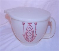 Vintage sheer white Tupperware: Batter bowl w/