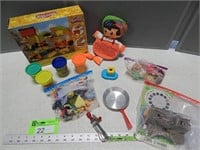 Play-Doh set, View Master, play dish & mixer, Disn