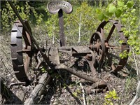 Vintage John Deere Grass Cutter