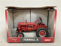 Ertl Case International Harvester Farmall A