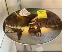 Vintage Avon Plate "Home for the Holidays"