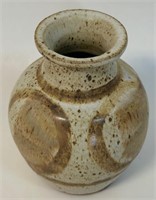 DESIRABLE SIGNED CRIMMINS 1977 POTTERY BUD VASE