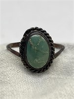 Sterling Silver Ring w/ Green Stone, Size 7,