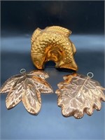 (3) Copper-Color Metal: Fish Mold & 2- Leaves