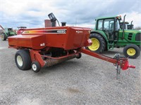 Hesston 4690 Baler