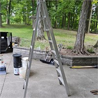 8 FT. STEP LADDER