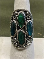 STERLING SILVER RING WITH GREEN STONES SIZE 8.5