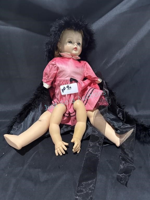 Online Vintage Doll Auction