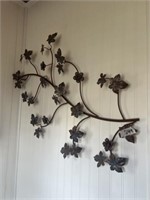 Metal flower and leaf wall decor