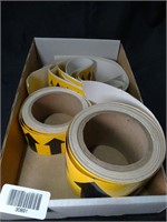 Yellow & Black Arrow / Sticker Rolls