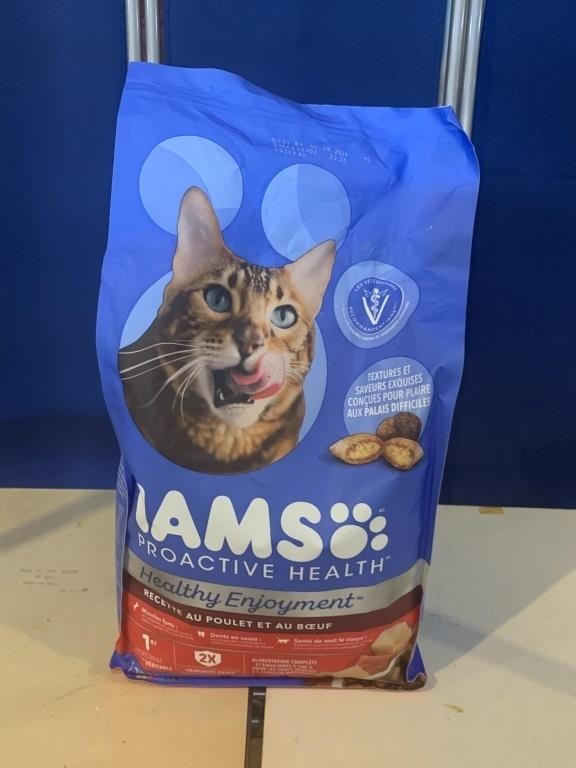 Ian’s cat food 2.72 kg bag BB:07/29/24